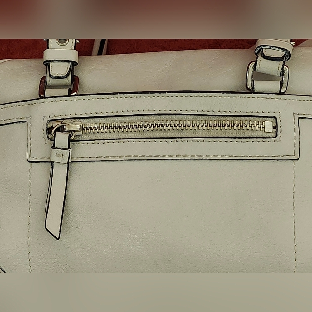 A Coach Hamptons satchel serial number B0751-F08AD5 - Picture 15 of 15